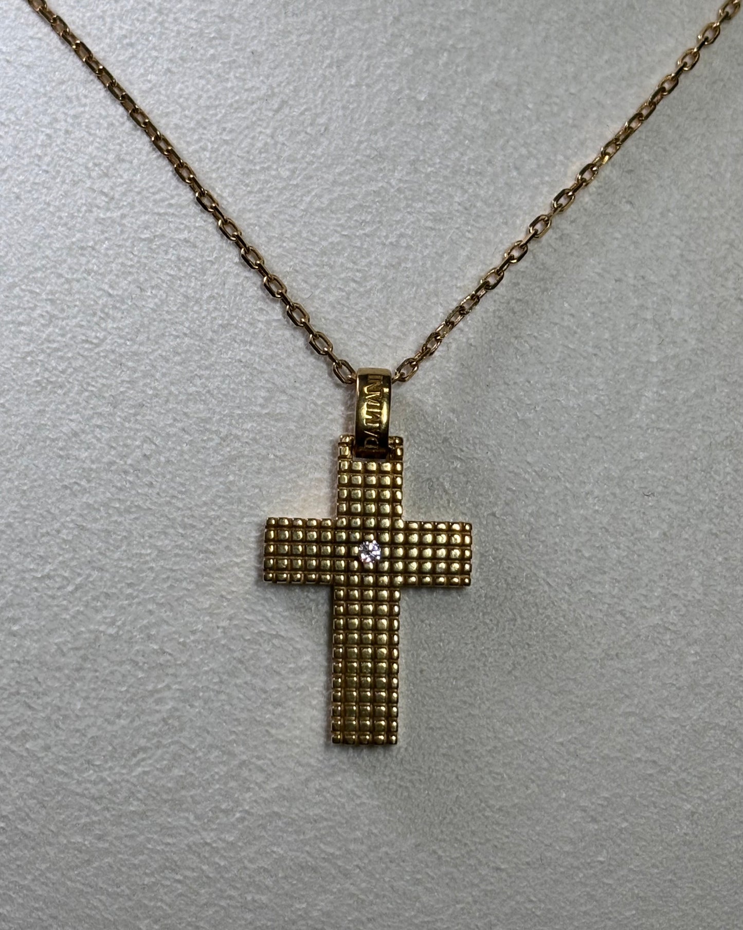 Damiani Metropolitan Cross Pendant in 18K Yellow Gold with Diamonds