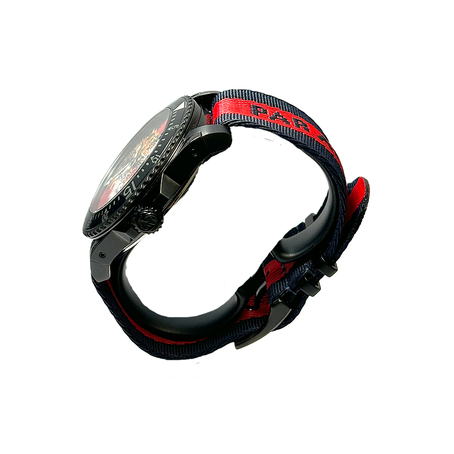 Gucci Dive Tiger Quartz Watch in Black PVD Case