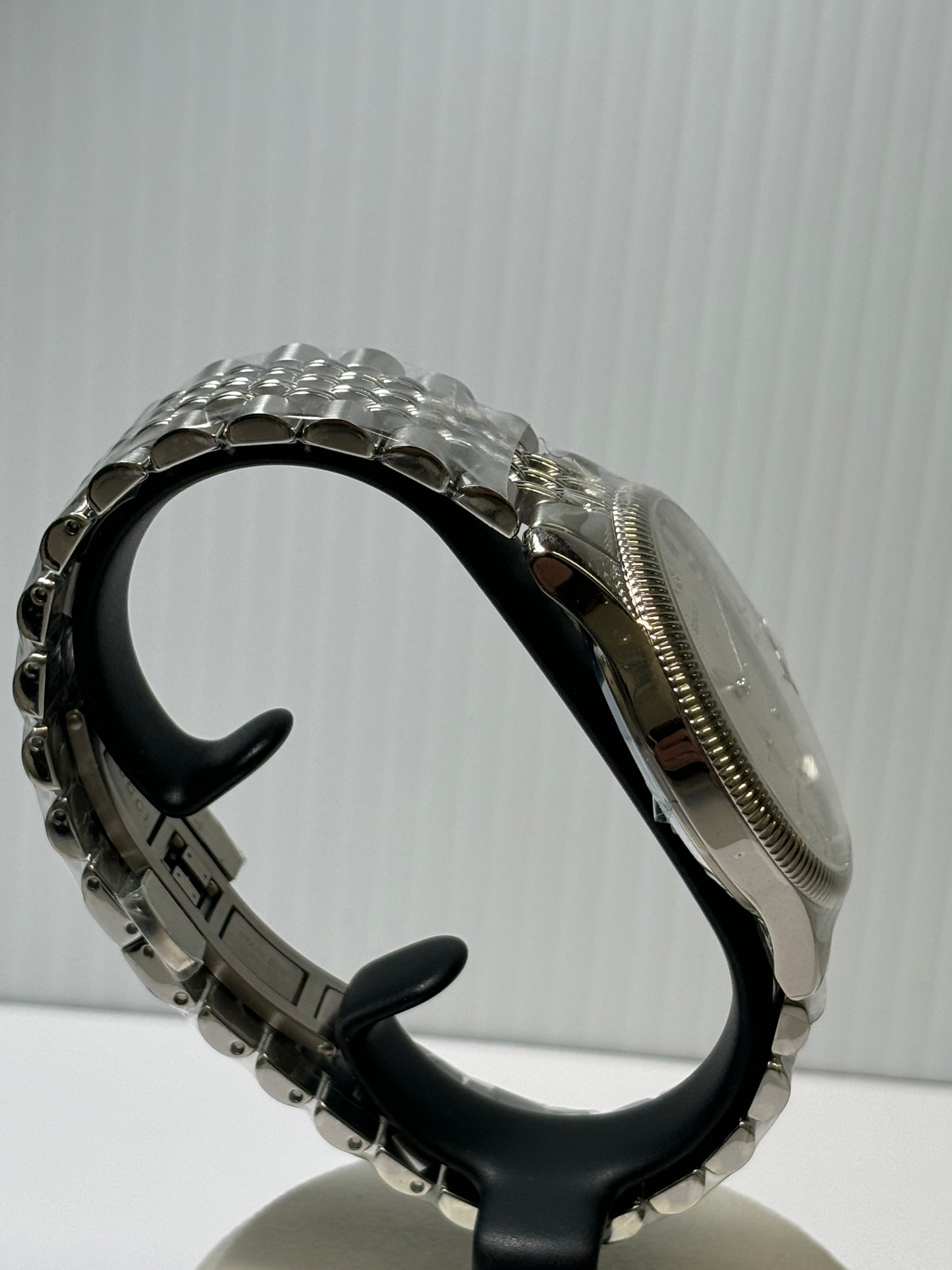 Gucci G-Timeless Automatic white guilloche Stainless Steel watch